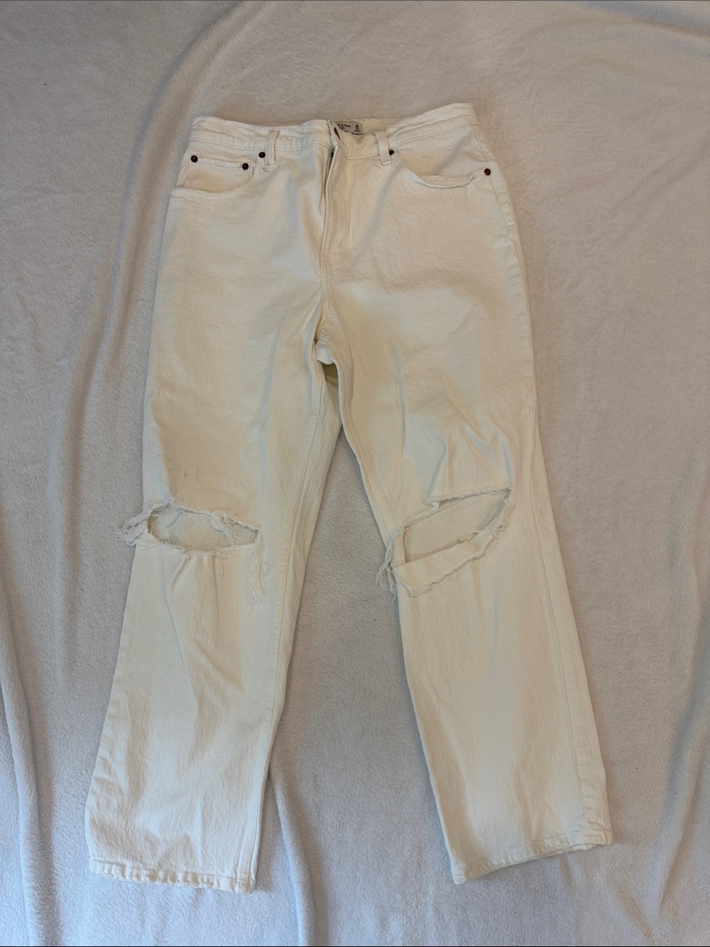 Abercrombie the 90s straight ultra high rise.  32S